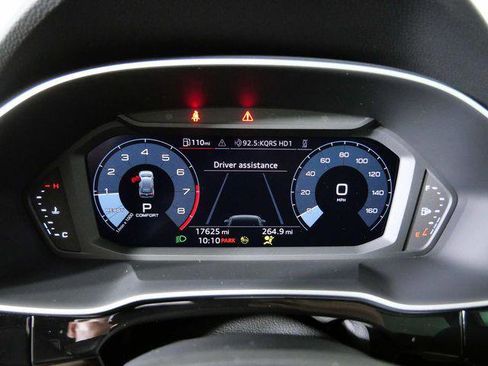 Used 2022 Audi Q3 2.0T Premium Plus w/ Premium Plus Package image 28