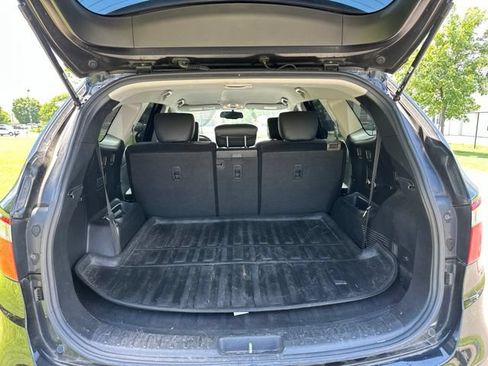 Used 2016 Hyundai Santa Fe SE FWD image 19
