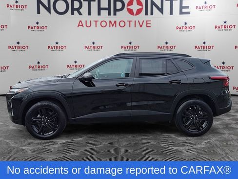 Used 2024 Chevrolet Trax ACTIV w/ Sunroof Package image 4