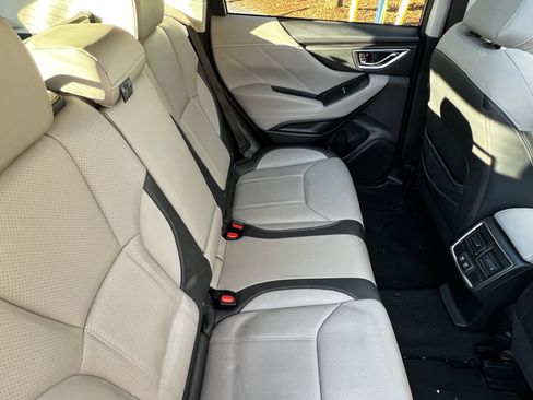 Used 2020 Subaru Forester Limited image 40