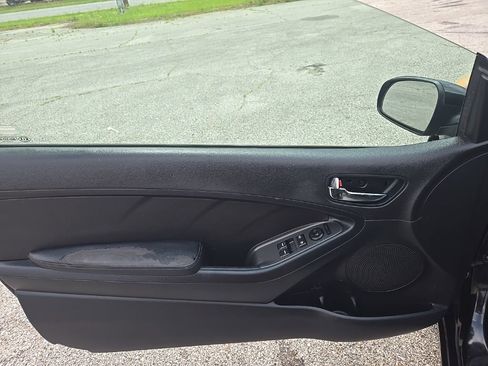 Used 2014 Kia Forte Koup EX FWD image 16