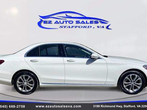 Used 2016 Mercedes-Benz C 300 4MATIC Sedan image 3