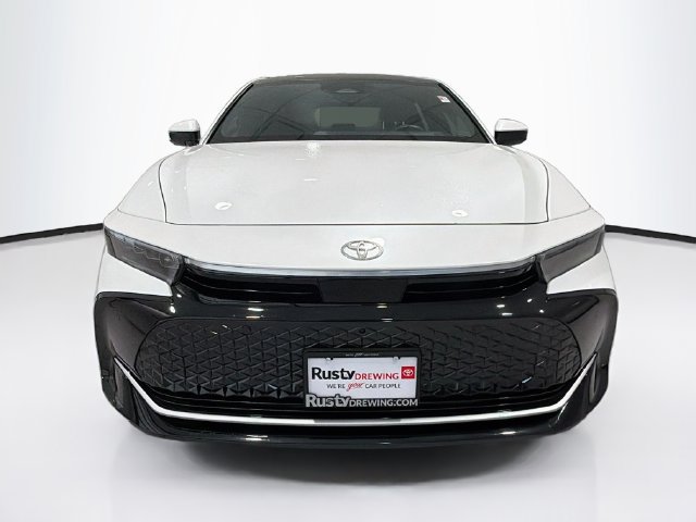 Certified 2025 Toyota Crown Platinum AWD/4WD image 2