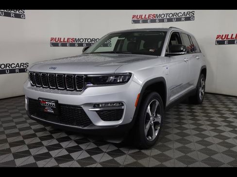 New 2024 Jeep Grand Cherokee Limited 4xe w/ Luxury Tech Group II AWD/4WD image 7