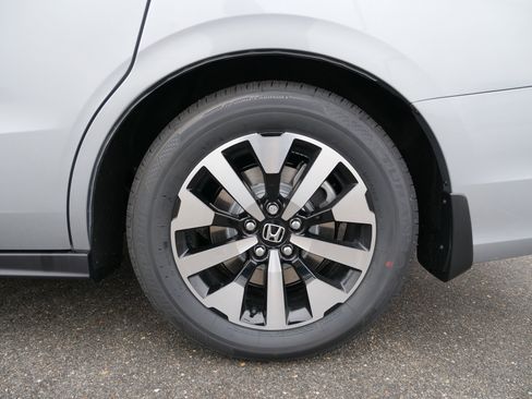 New 2026 Honda Odyssey EX-L image 12