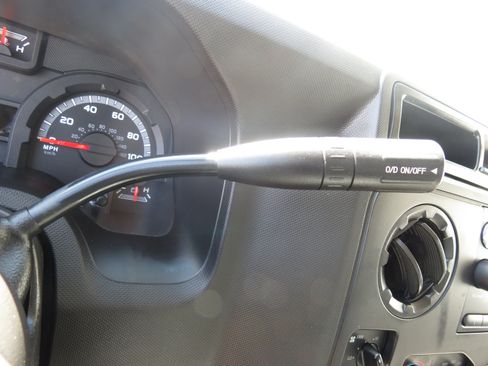 Used 2014 Ford E-150 and Econoline 150 w/ Power Group RWD image 15