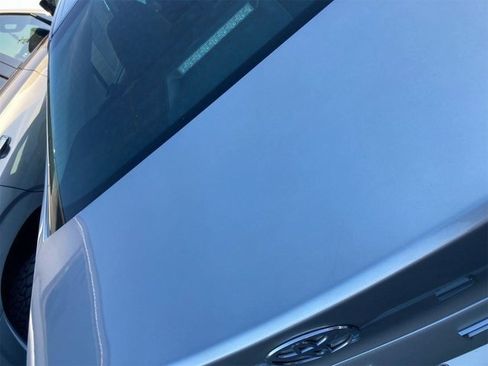 Used 2025 Toyota Camry LE image 13