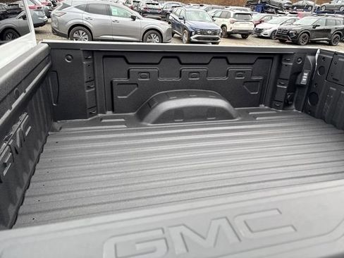 New 2026 GMC Sierra 2500 Denali w/ Denali Reserve Package AWD/4WD image 6