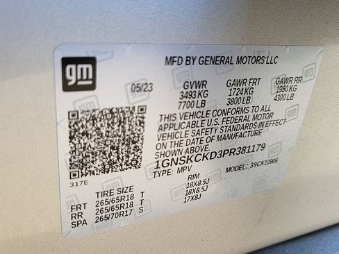 Used 2023 Chevrolet Suburban LT image 33