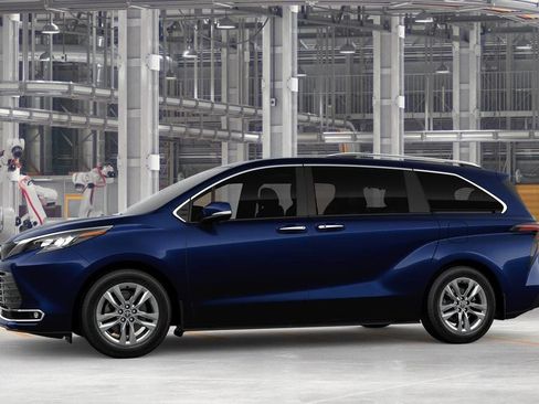 New 2026 Toyota Sienna Limited FWD image 3