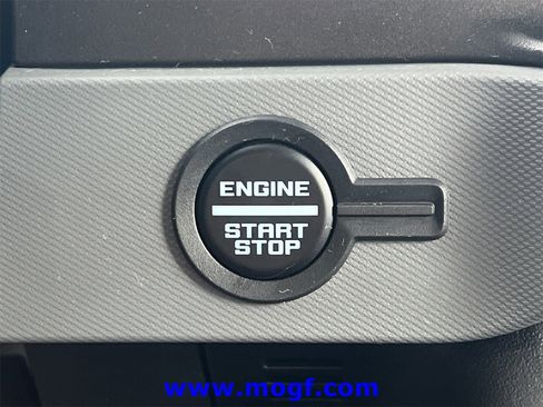 Certified 2022 Ford Bronco Black Diamond image 8