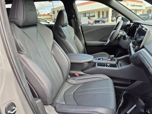 Used 2025 Lexus TX 350 AWD image 33