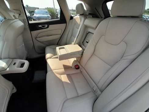 Used 2021 Volvo XC60 T8 Inscription w/ Advanced Package AWD/4WD image 43