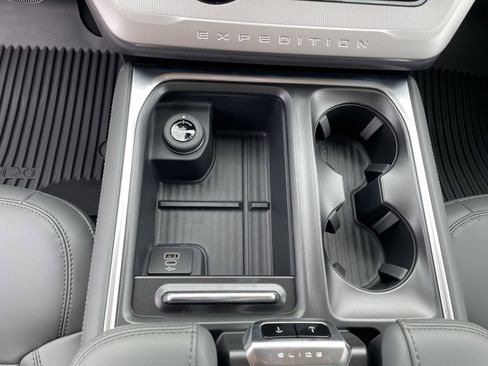 New 2026 Ford Expedition Max Active image 21