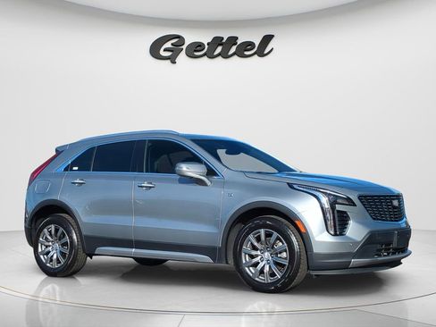 Used 2023 Cadillac XT4 Premium Luxury AWD/4WD image 3