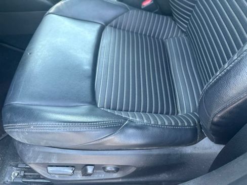 Used 2020 Toyota Corolla XSE FWD image 14