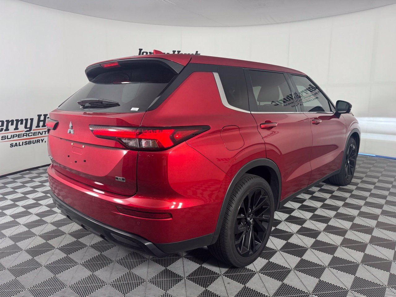 Used 2024 Mitsubishi Outlander SE FWD image 7