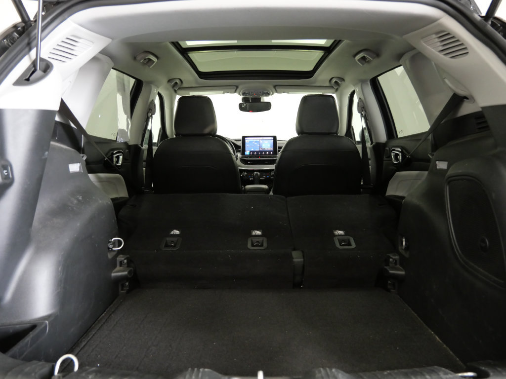 Used 2022 Jeep Compass Limited w/ Elite Group AWD/4WD image 29