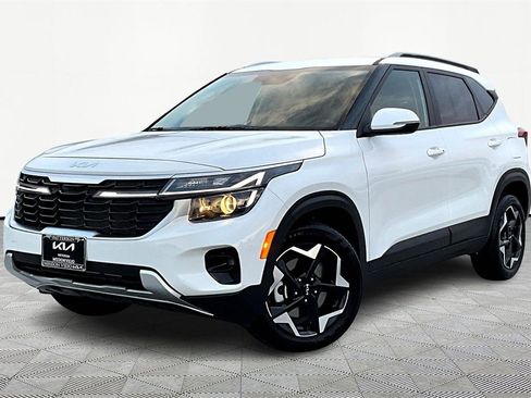 Certified 2025 Kia Seltos S image 1