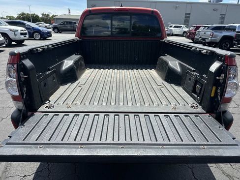 Used 2014 Toyota Tacoma 4x4 Double Cab w/ TRD Sport Package image 10