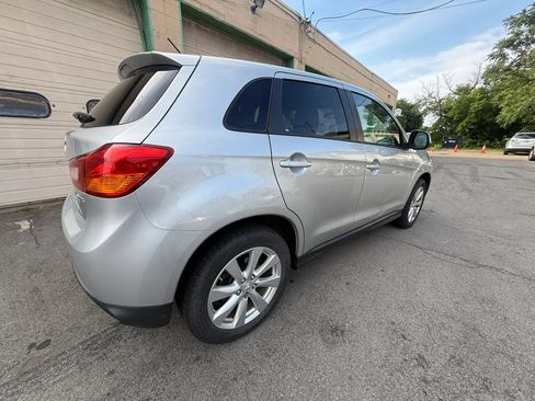 Used 2015 Mitsubishi Outlander Sport ES FWD image 6
