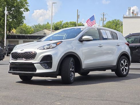 Used 2020 Kia Sportage LX FWD image 17