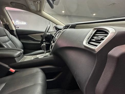 Used 2016 Nissan Murano Platinum w/ Platinum Technology Package FWD image 39