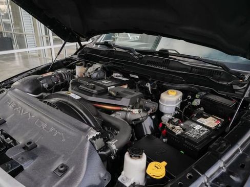 Used 2018 RAM 3500 Laramie Longhorn image 29