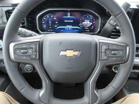 New 2026 Chevrolet Silverado 3500 High Country w/ High Country Premium Package AWD/4WD image 29