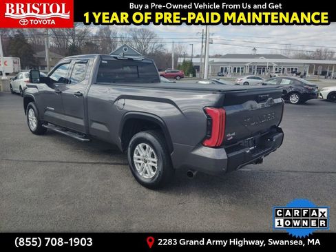 Used 2022 Toyota Tundra SR5 w/ SR5 Convenience Package image 7