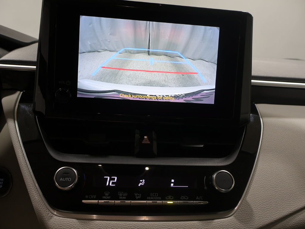 Used 2024 Toyota Corolla LE w/ LE Convenience Package FWD image 28