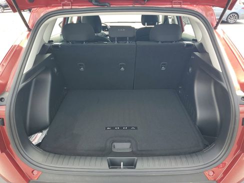 Used 2025 Hyundai Kona SE FWD image 7