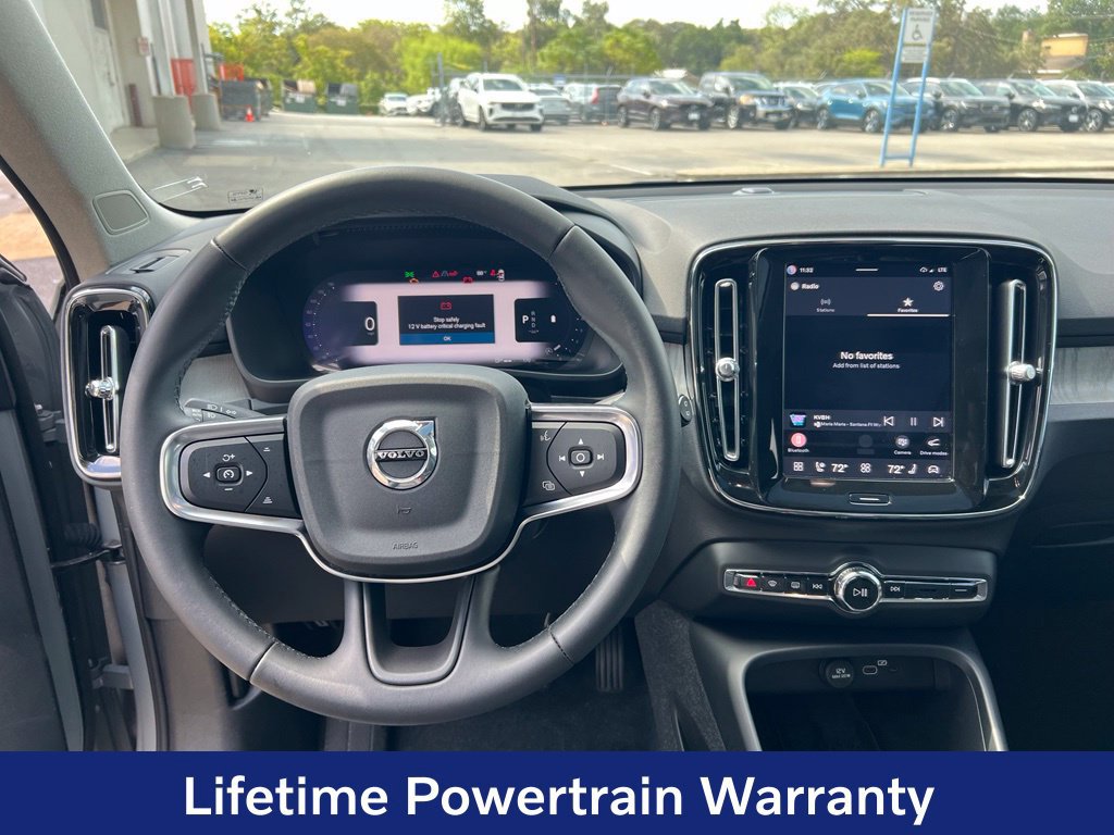 Certified 2024 Volvo XC40 B5 Plus w/ Protection Package Premier AWD/4WD image 19
