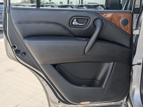 Used 2019 INFINITI QX80 Luxe w/ 22" Wheel Package RWD image 24