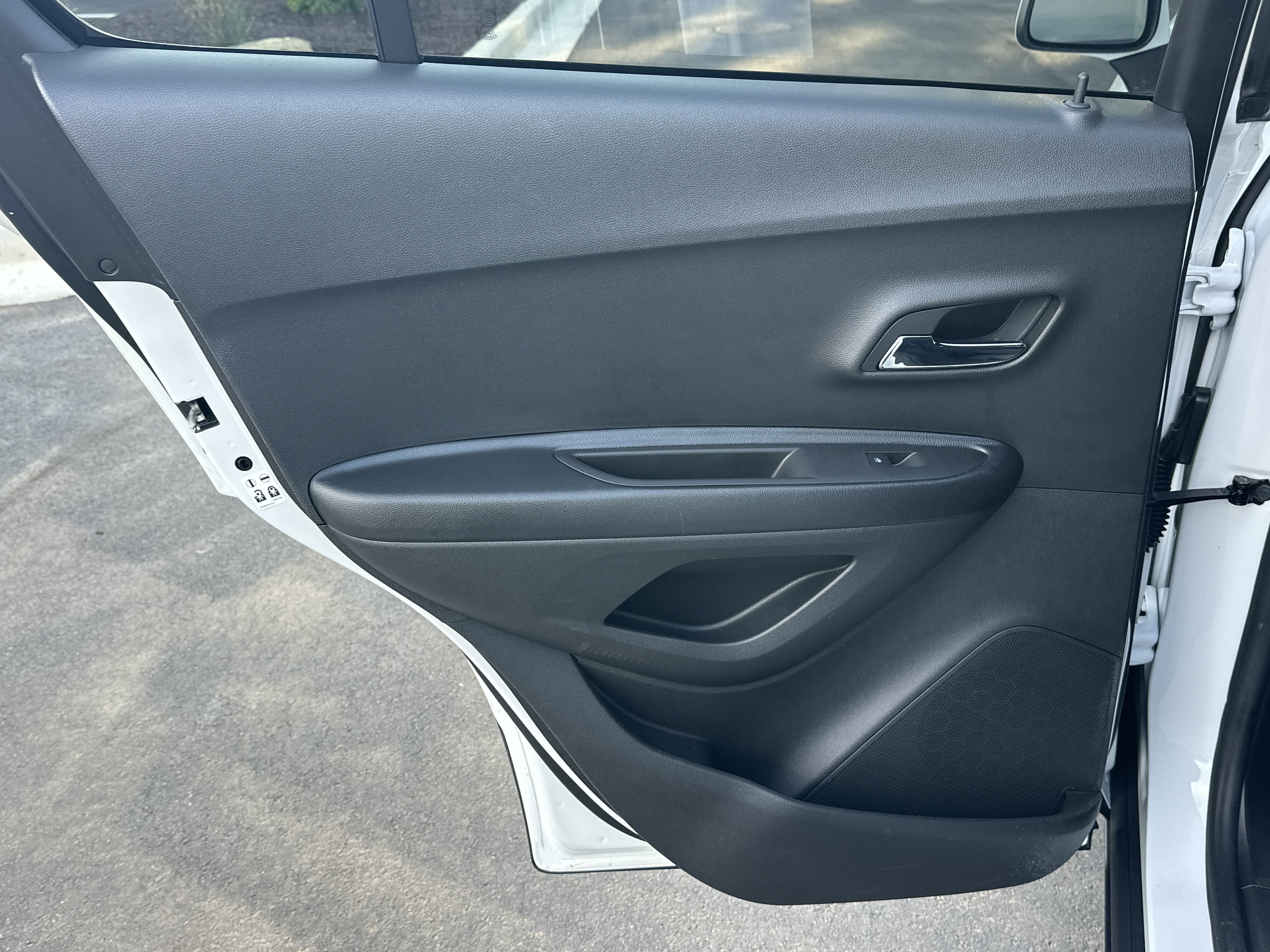 Used 2021 Chevrolet Trax LS w/ Tint and Cruise Package FWD image 21