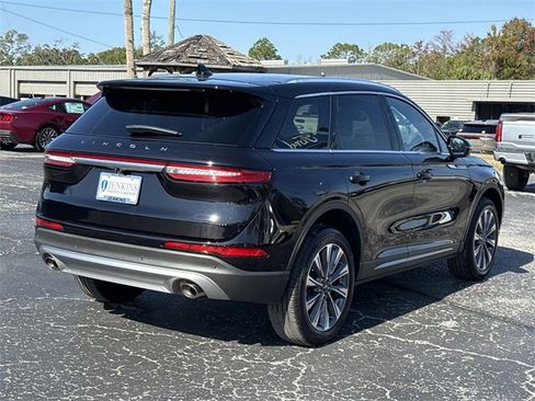 Used 2022 Lincoln Corsair Reserve w/ Elements Package image 5