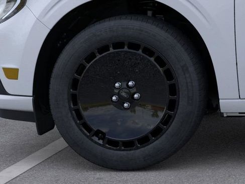 New 2026 Ford Maverick Lobo image 19