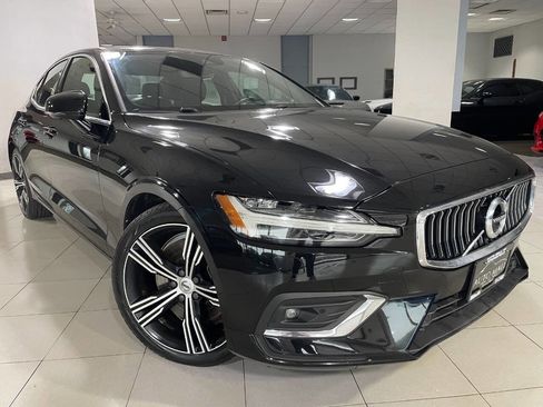 Used 2019 Volvo S60 T6 Inscription image 1