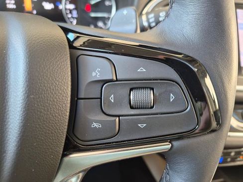 Used 2024 Buick Enclave Avenir w/ Avenir Technology Package AWD/4WD image 26