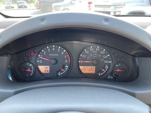 Used 2016 Nissan Frontier SV AWD/4WD image 7