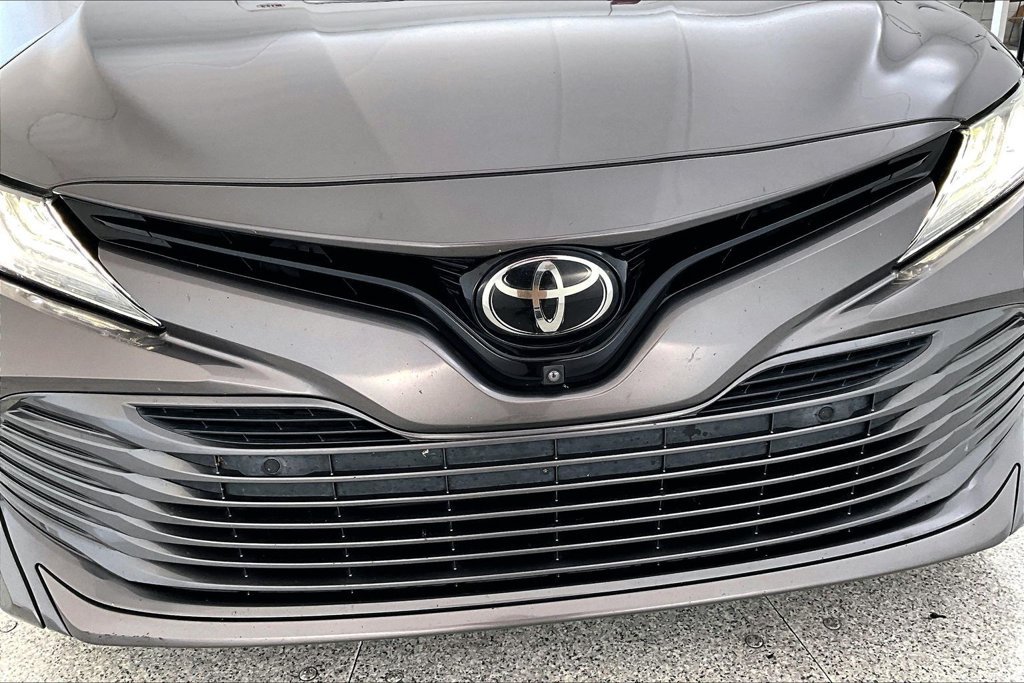 Used 2018 Toyota Camry XLE w/ Driver Assist Package FWD image 34