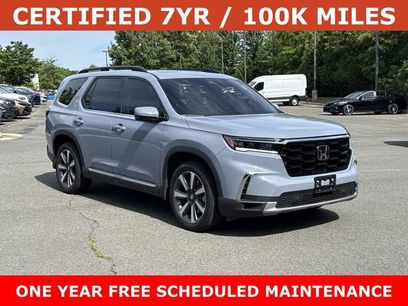 Used 2025 Honda Pilot Touring