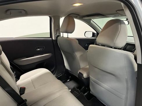 Used 2022 Honda HR-V LX image 14