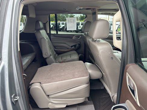 Used 2020 GMC Yukon XL Denali w/ Denali Ultimate Package image 20
