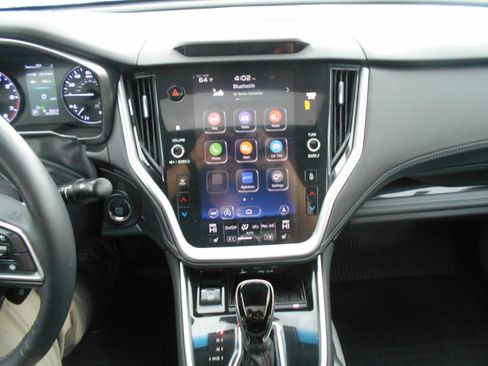 Used 2020 Subaru Legacy Limited image 12