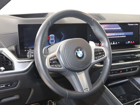 Used 2025 BMW X6 xDrive40i image 6