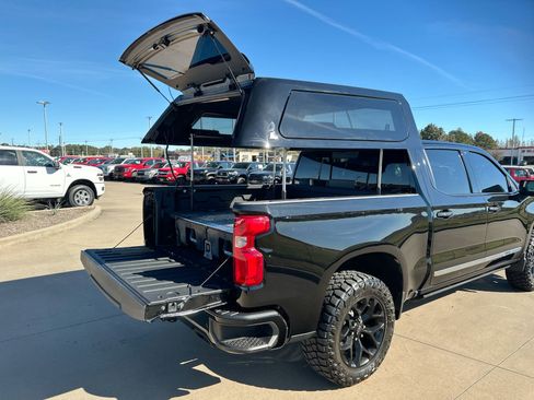 Used 2025 Chevrolet Silverado 1500 High Country w/ Technology Package image 24