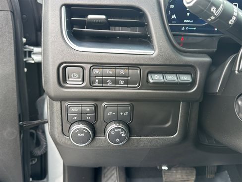 Used 2023 Chevrolet Suburban High Country w/ Premium Package 2 image 23