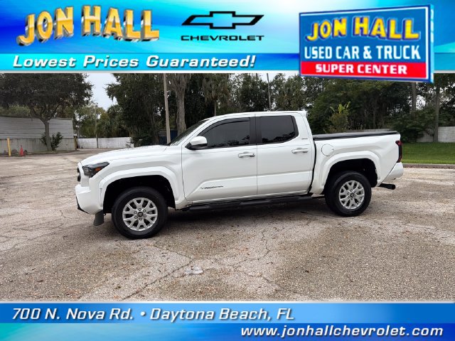 Used 2024 Toyota Tacoma SR5 RWD image 3