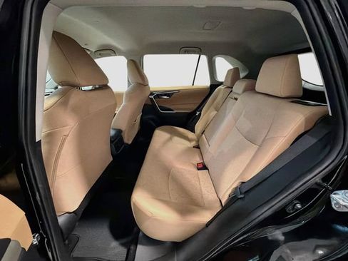 Certified 2024 Toyota RAV4 XLE FWD image 20